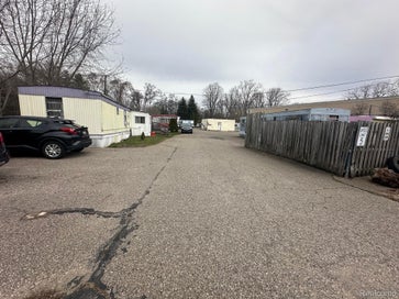 28730 GRAND RIVER Avenue Farmington Hills City MI 48336