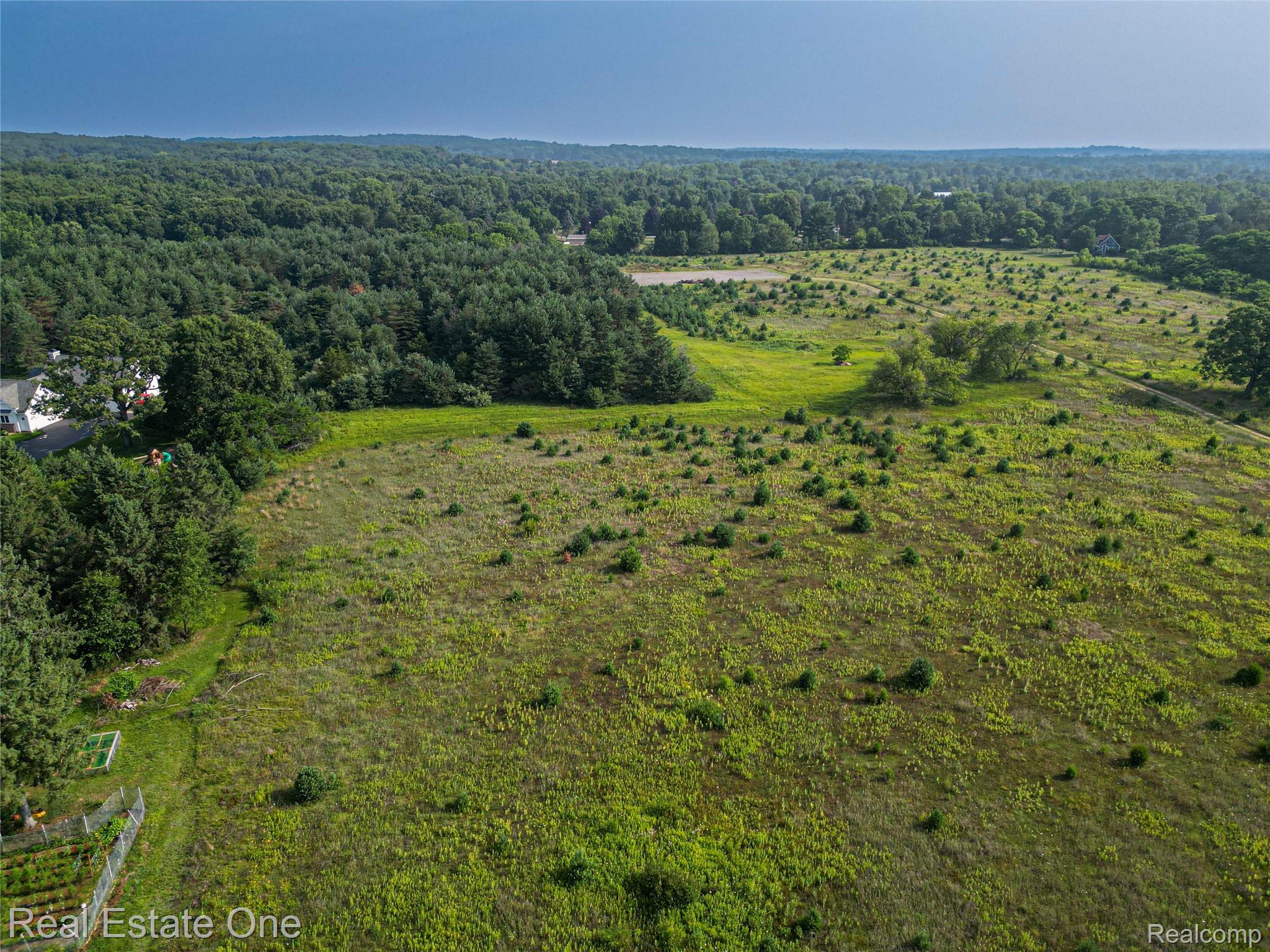 1915 N Hickory Ridge Road