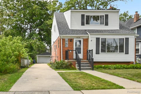 Photo for 475 N Harvey (Fl 2) Street N