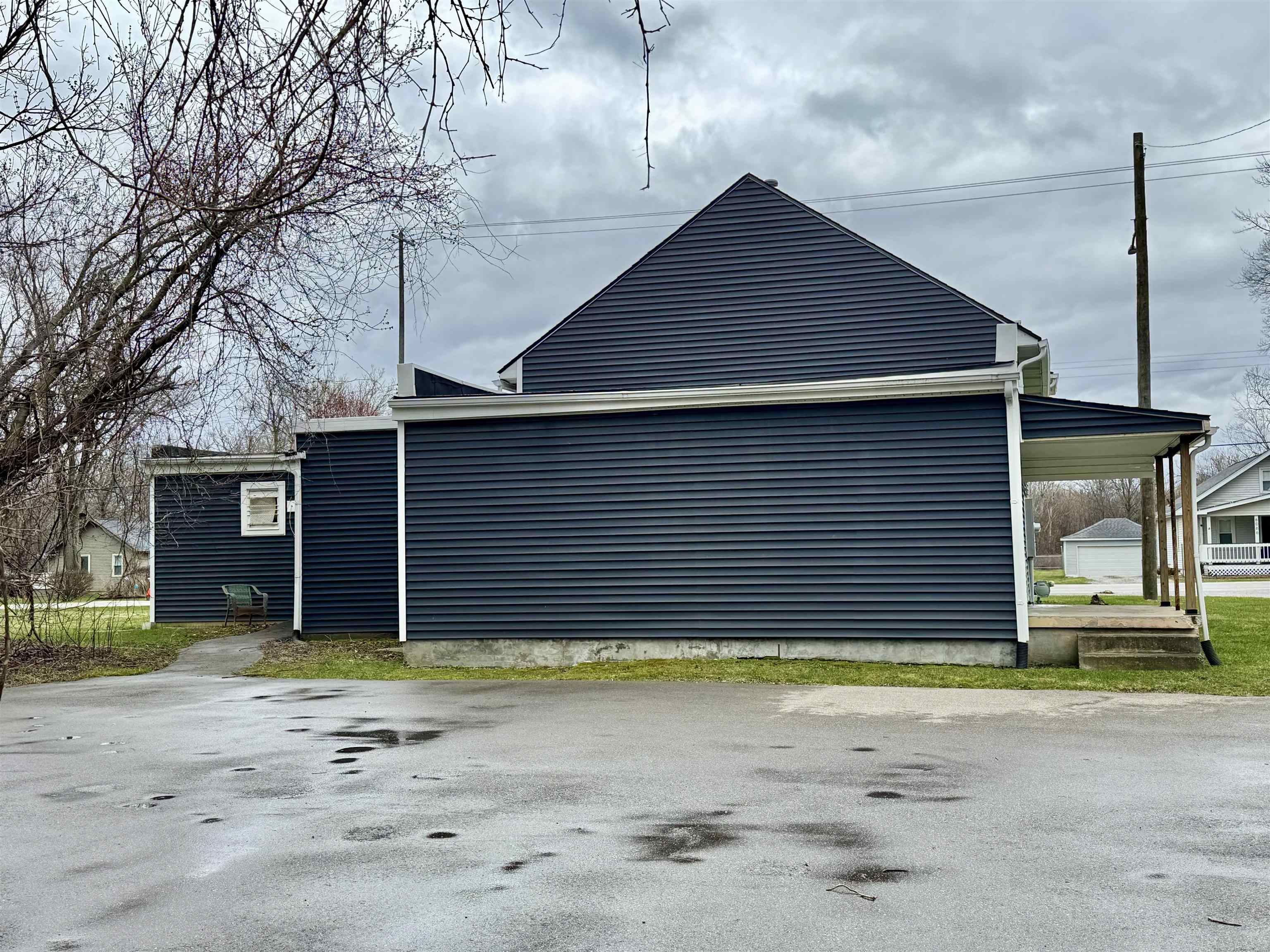 6069 Lapeer Road