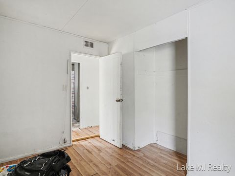 Tiny photo for 38 W Coolidge Avenue W, Bedford Charter Township, MI 49037 (MLS # 65026005997)