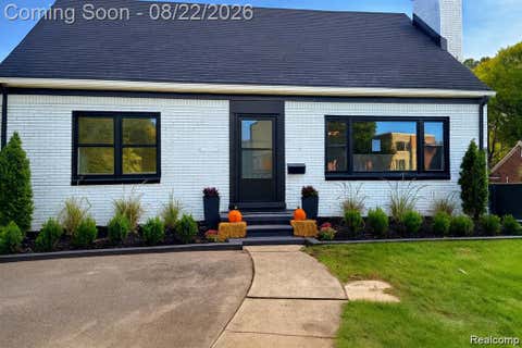 Photo of 1228 N Main Street, Rochester City, MI 48307 (MLS # 20261063771)