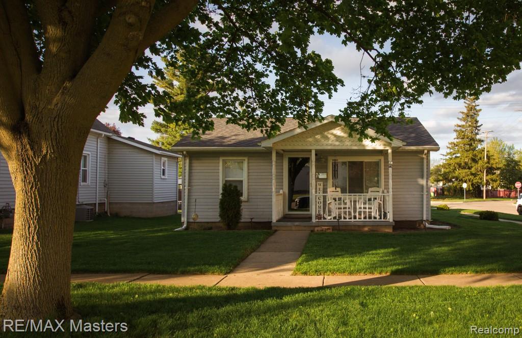 26110 Ypsilanti Street