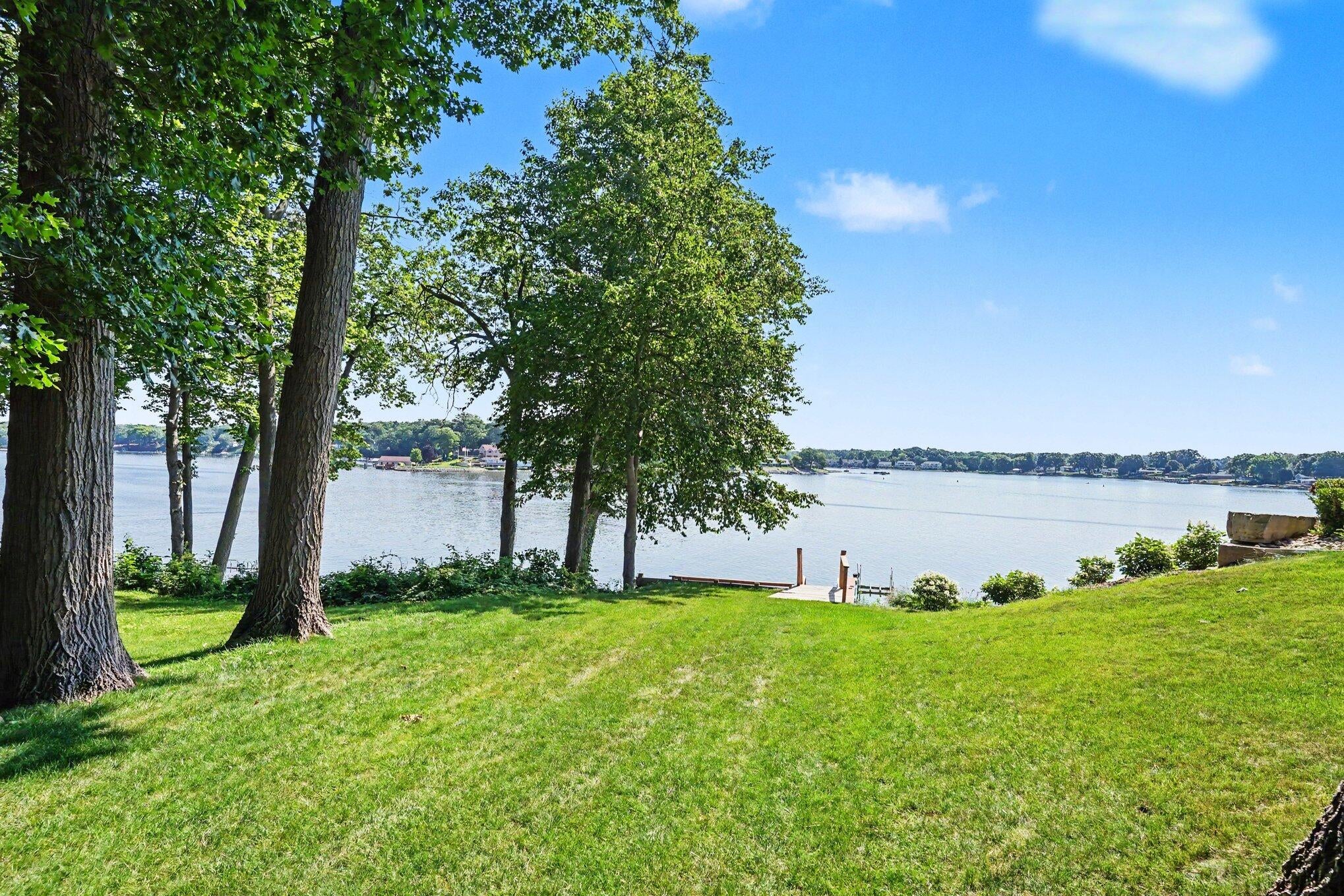 16115 Harbor View Drive