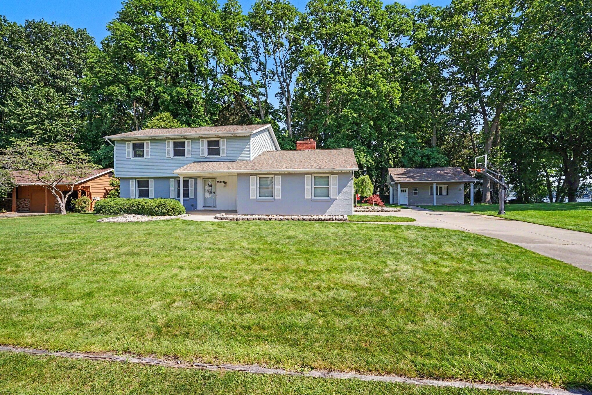 16115 Harbor View Drive