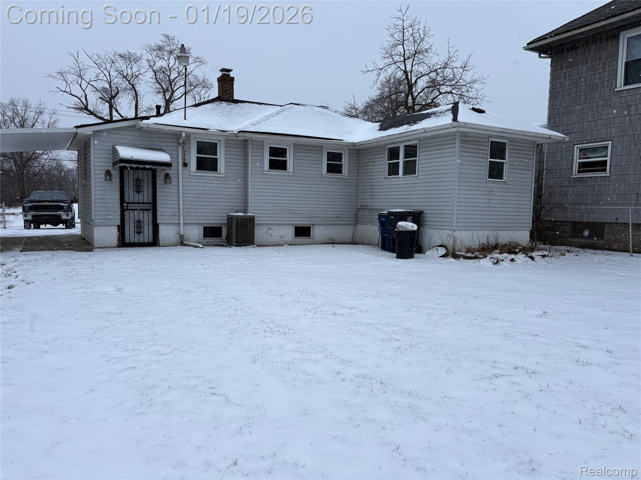 619 E Dartmouth Street