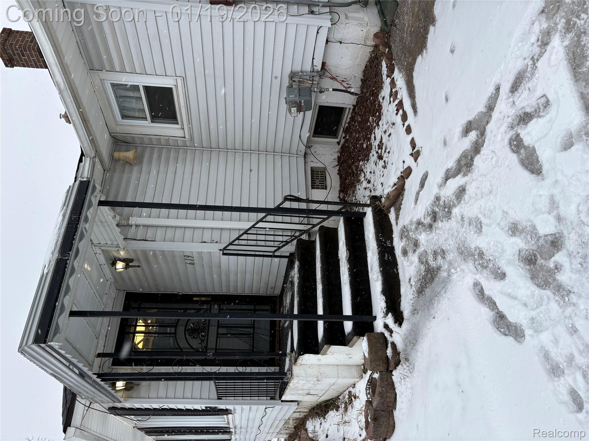 619 E Dartmouth Street