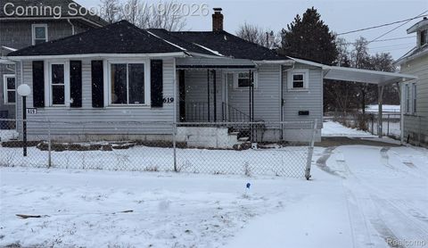 Photo of 619 E Dartmouth Street, Flint City, MI 48505 (MLS # 20261003633)