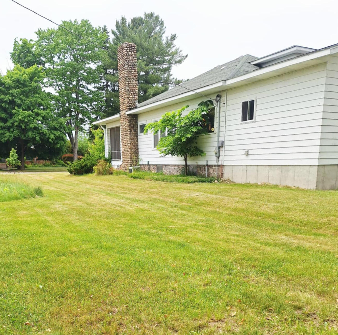624 N Main St Street