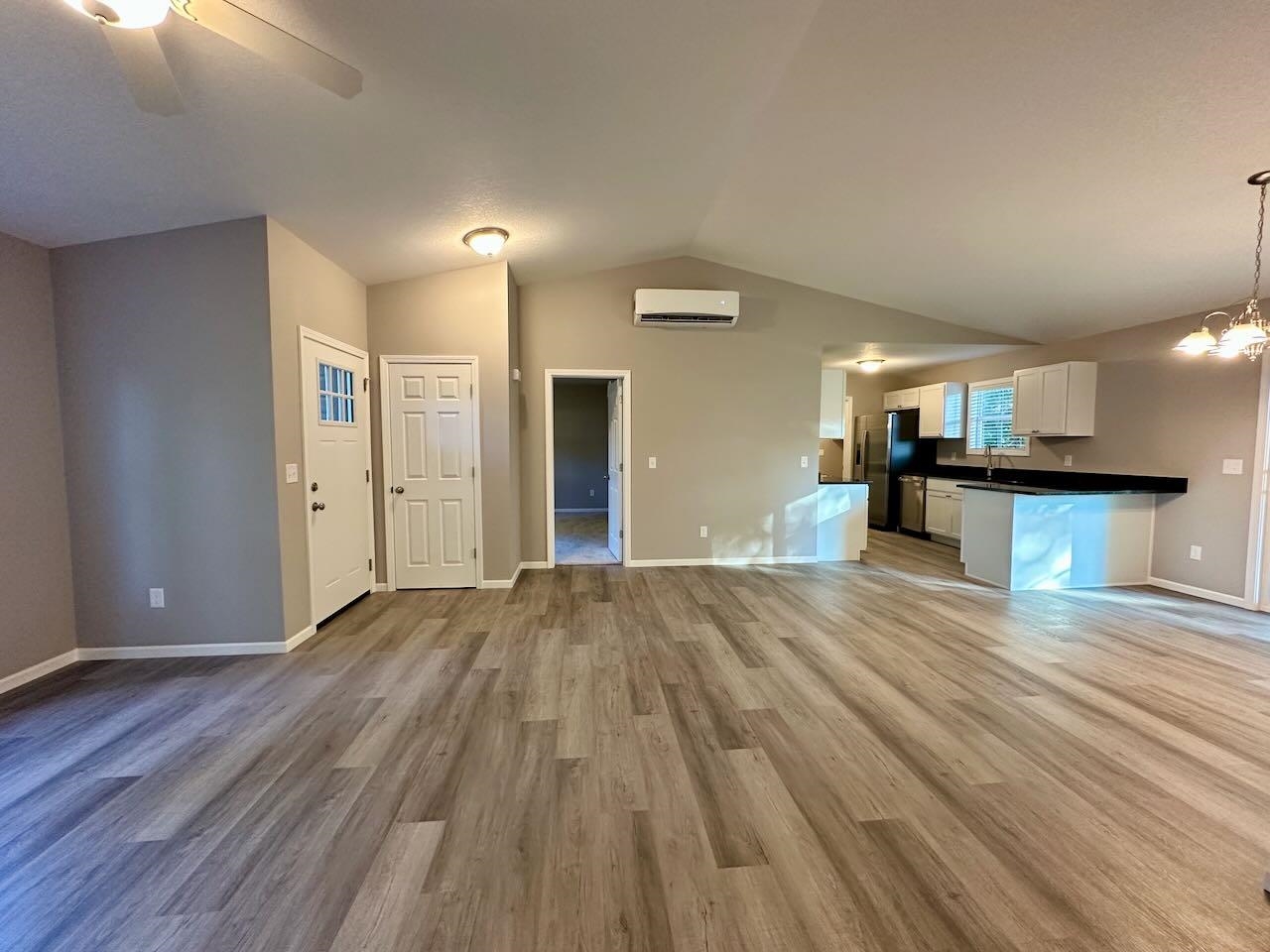 2588 E Greendale Drive