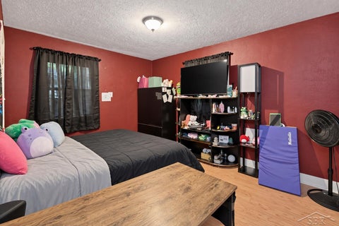 Tiny photo for 1960 Calvin Avenue, Muskegon City, MI 49442 (MLS # 61050225472)