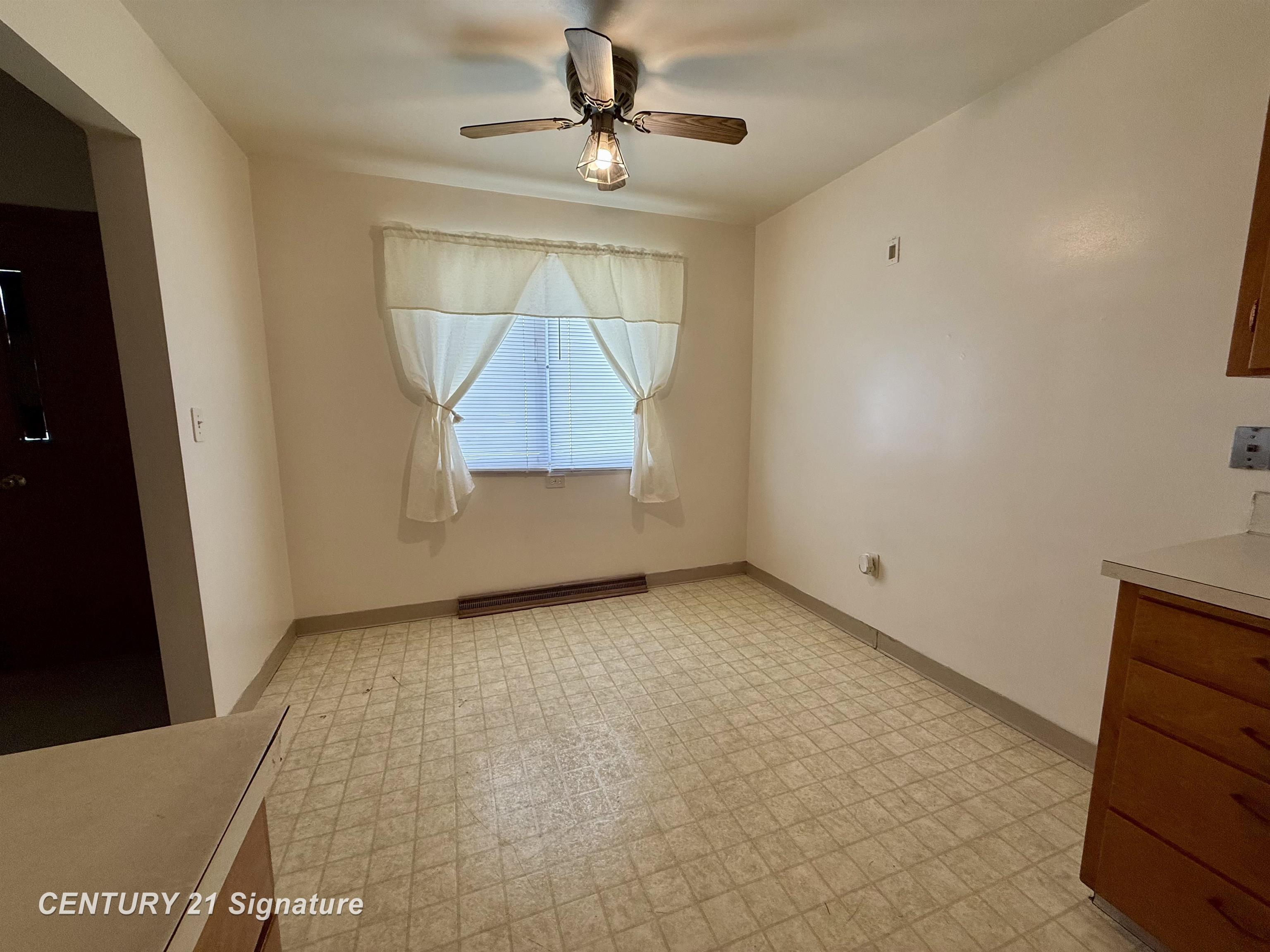 2317 - 2319 Congress Avenue