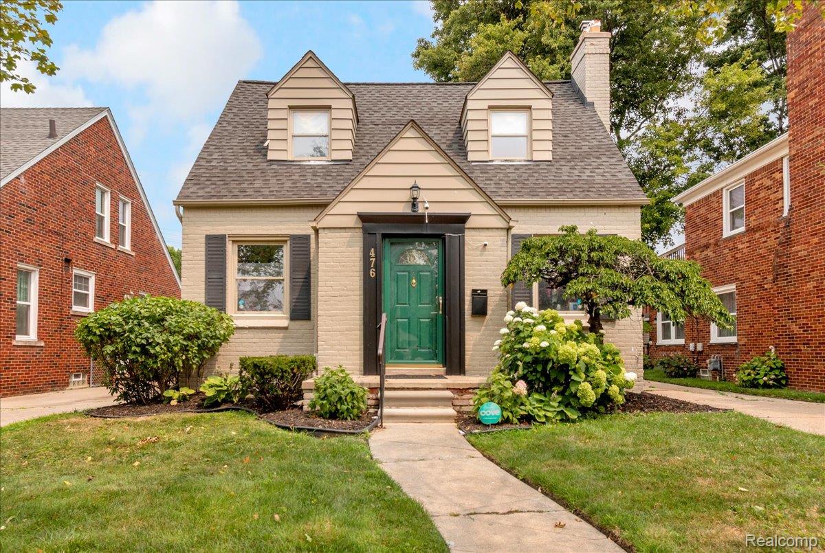 476 Touraine Road