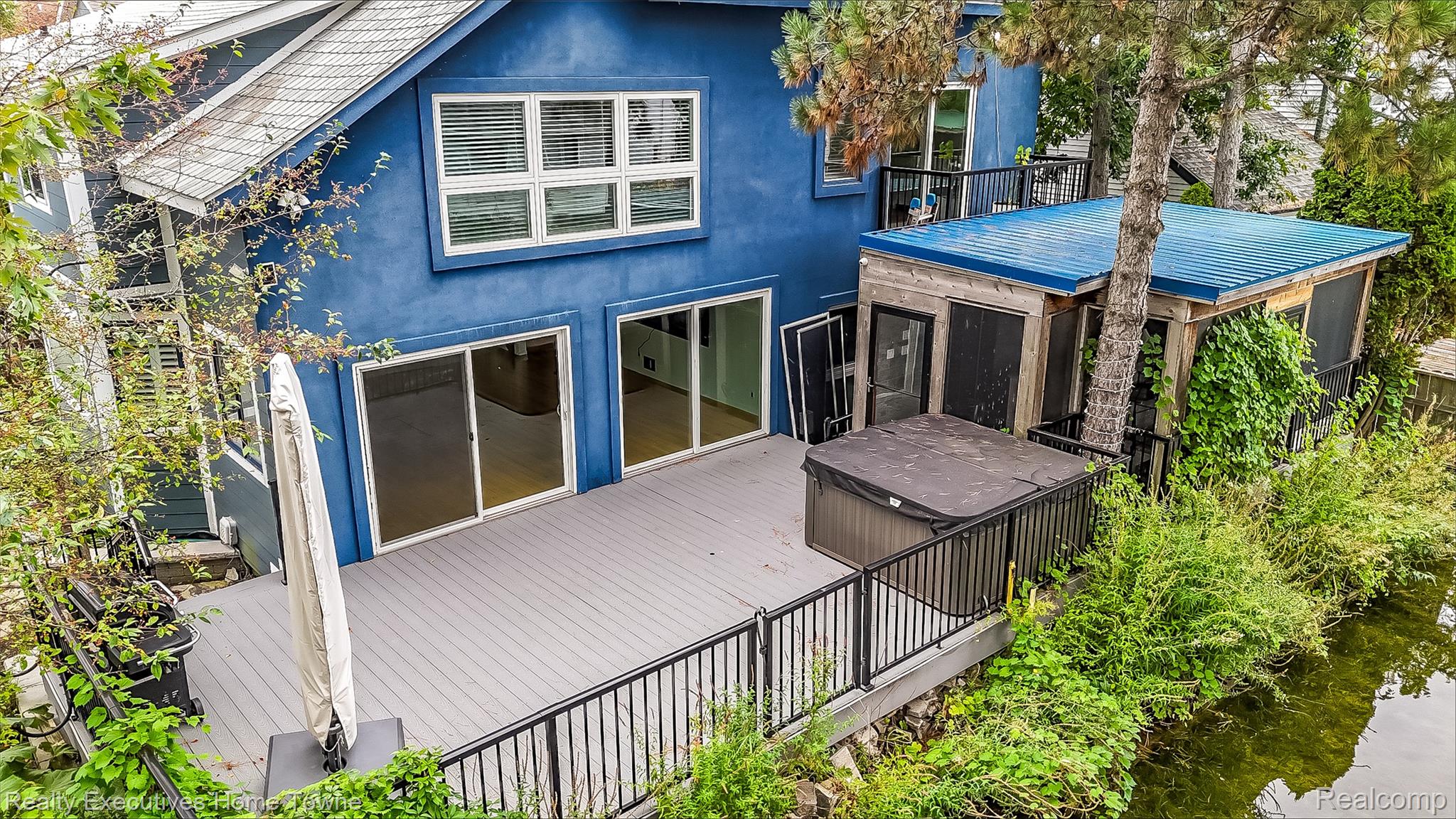 1400 Rossdale Drive