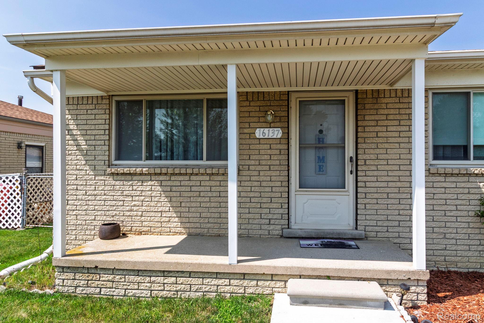 16137 Secretariat Avenue