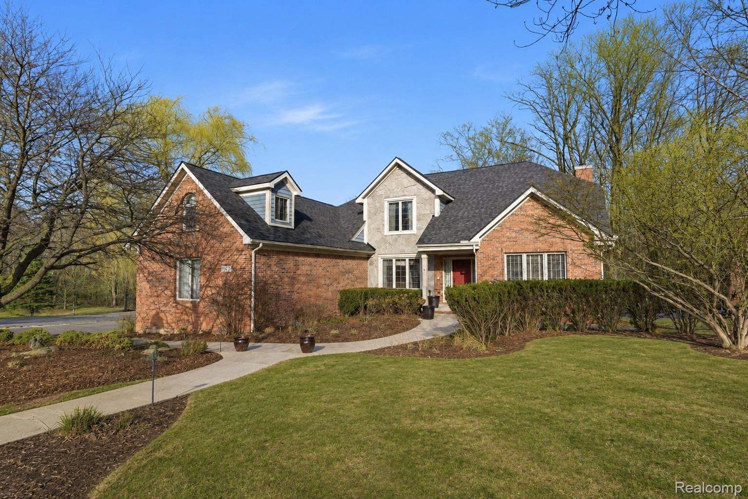 28690 WINTERGREEN Court