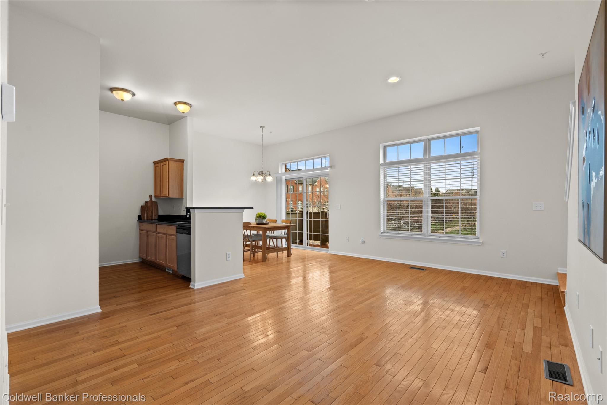 39854 Rockcrest Circle