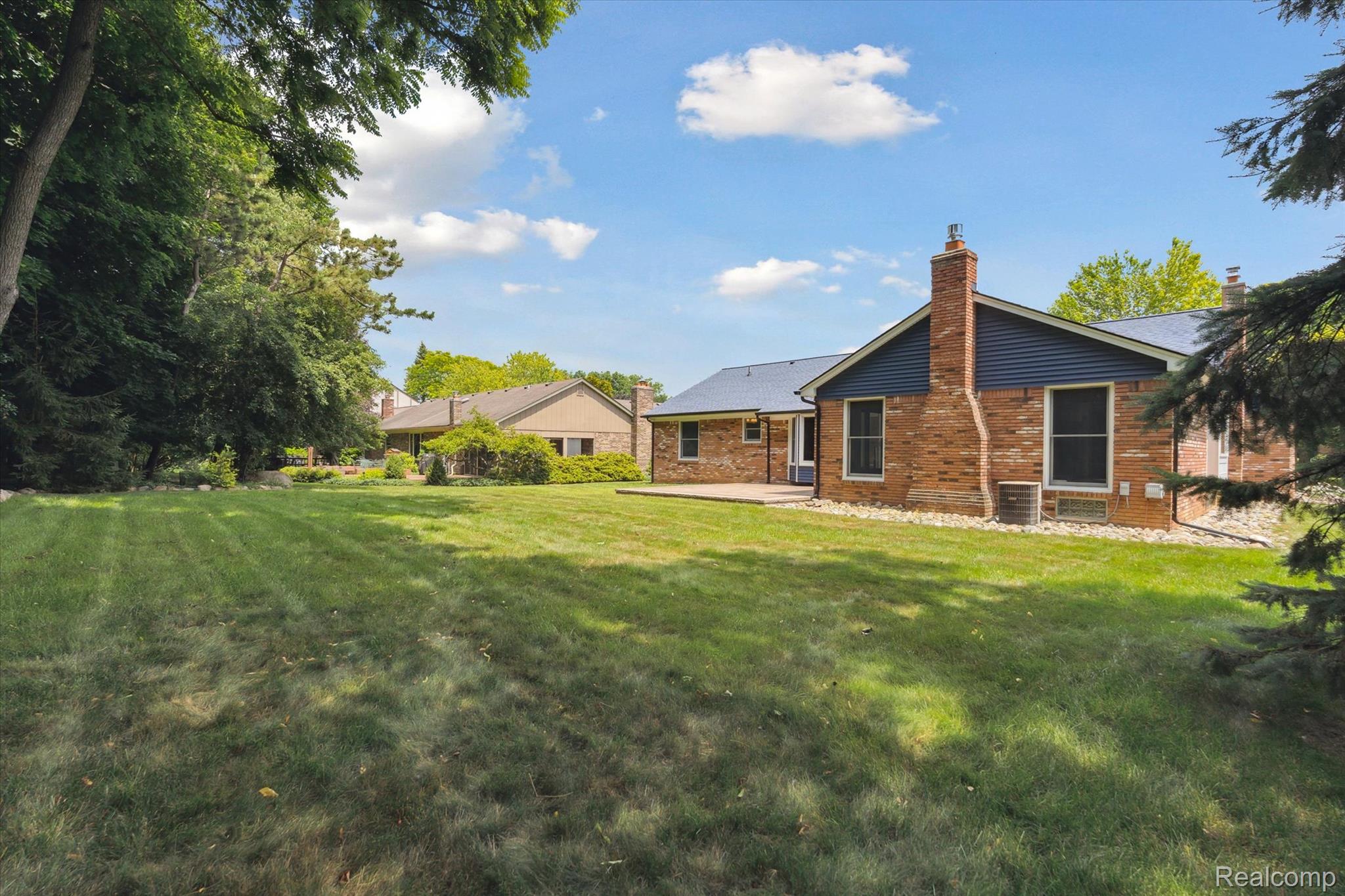 Rochester Hills City, Michigan 48309, United States, 3 Bedrooms Bedrooms, ,3 BathroomsBathrooms,Residential,Active,169719