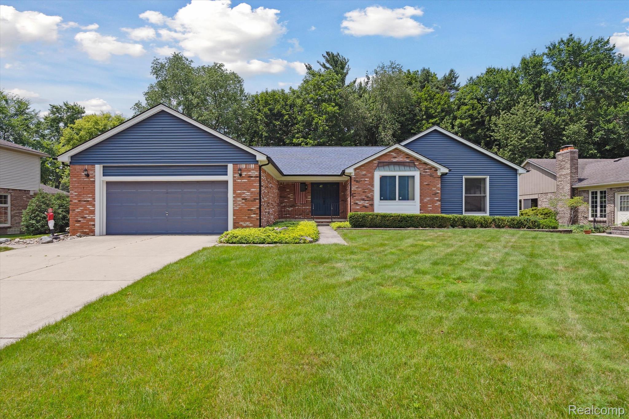 Rochester Hills City, Michigan 48309, United States, 3 Bedrooms Bedrooms, ,3 BathroomsBathrooms,Residential,Active,169719