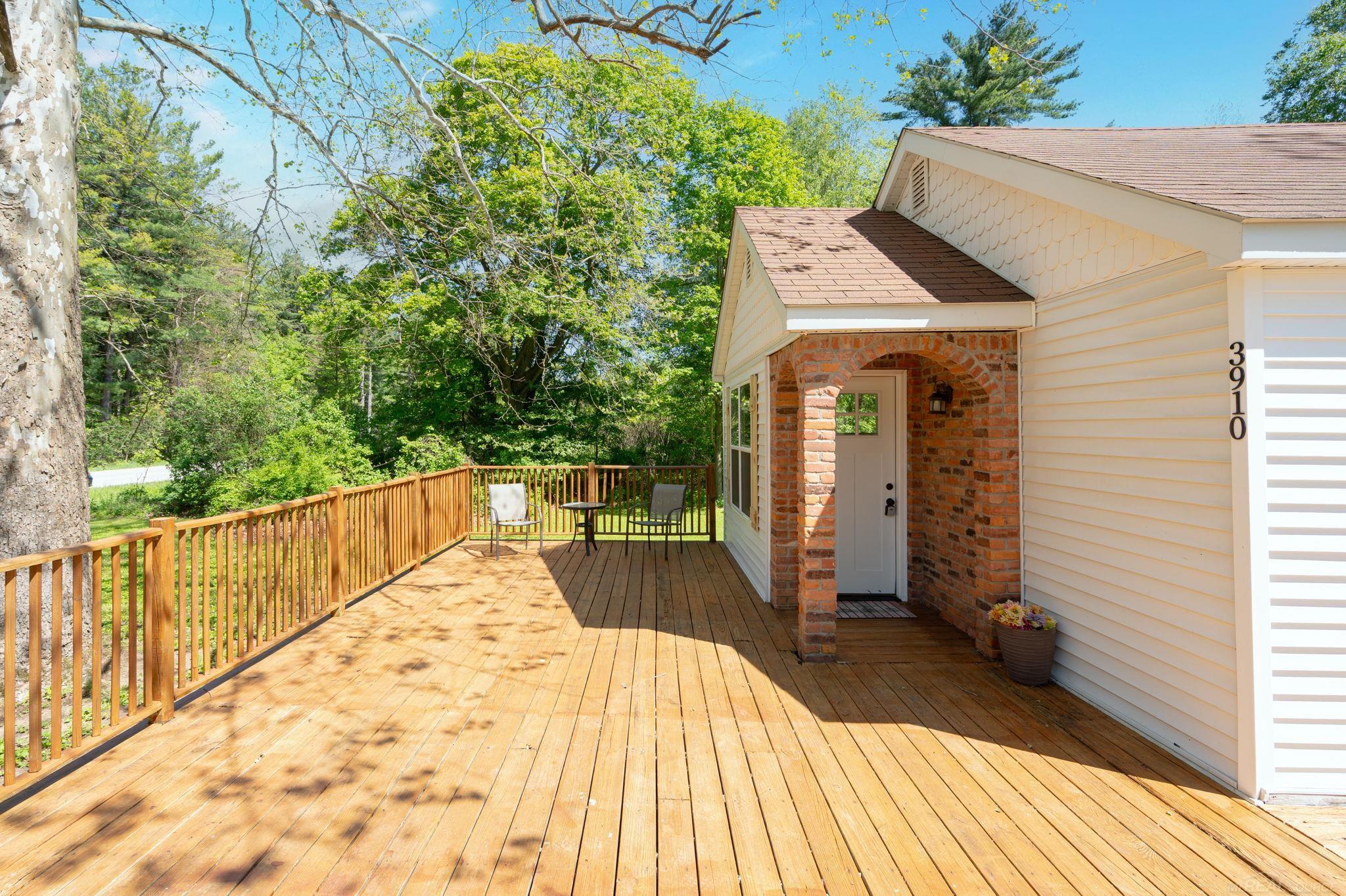3910 Cribbins Road