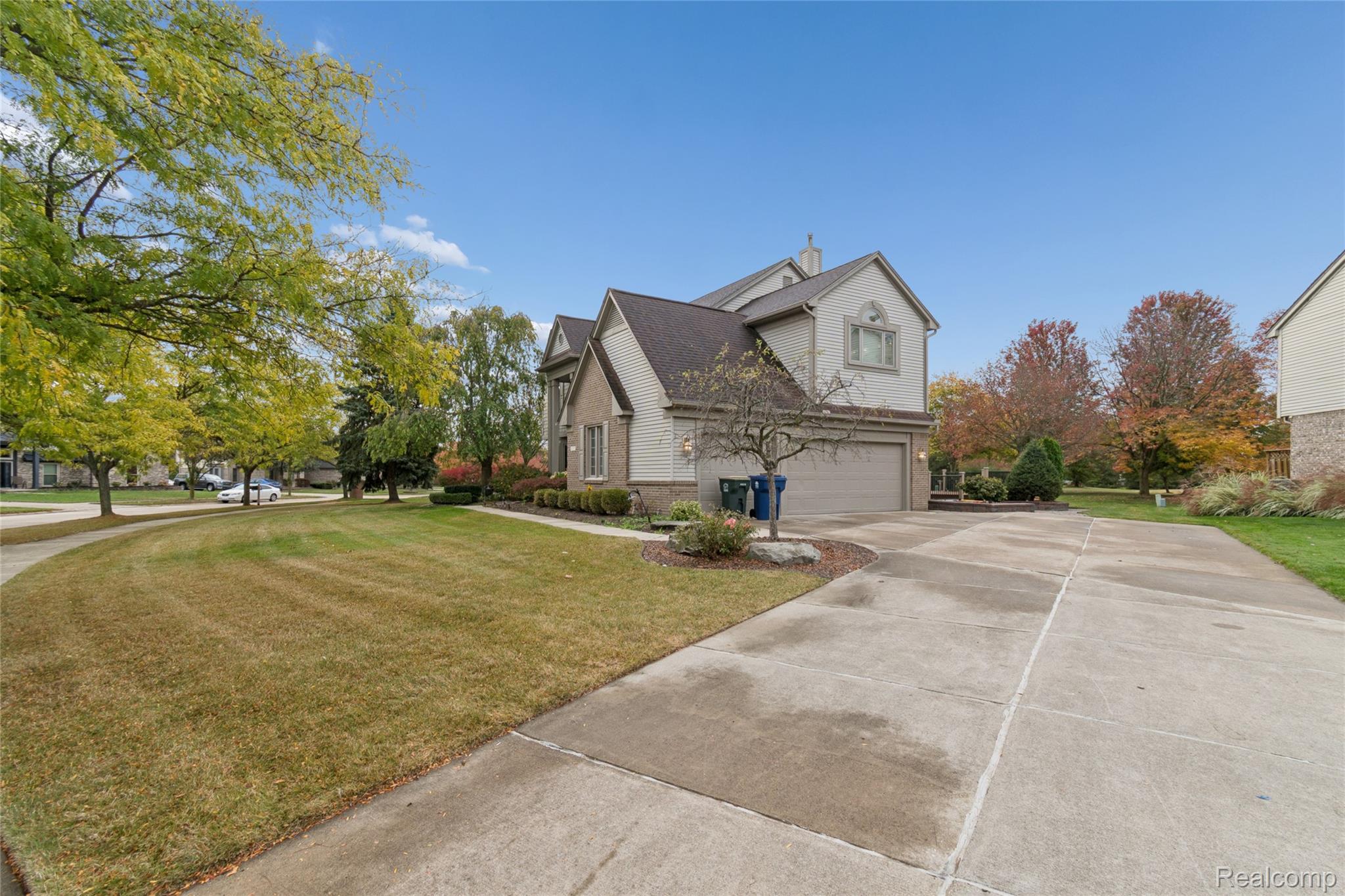 47691 Royal Pointe Drive