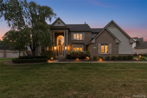 47691 Royal Pointe Drive Canton Charter Township MI 48187