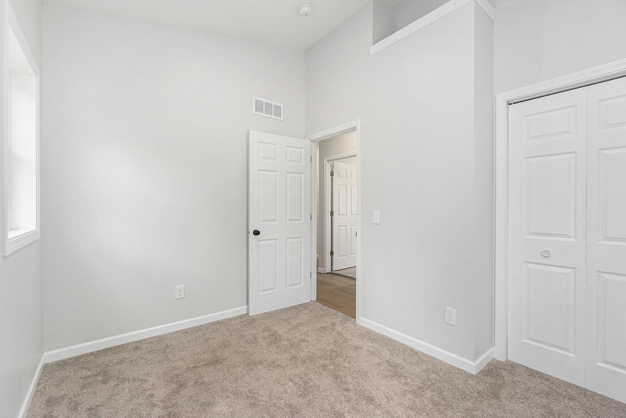 Gobles City Van Buren, Michigan 49055, United States, 3 Bedrooms Bedrooms, ,2 BathroomsBathrooms,Residential,Active,132180