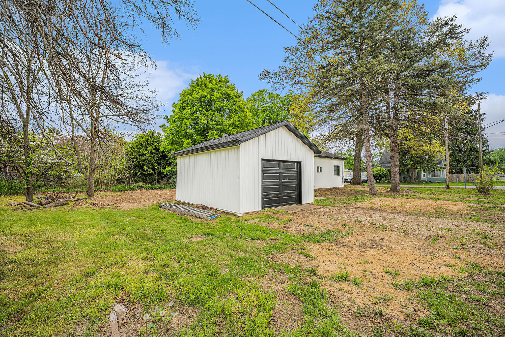 Gobles City Van Buren, Michigan 49055, United States, 3 Bedrooms Bedrooms, ,2 BathroomsBathrooms,Residential,Active,132180