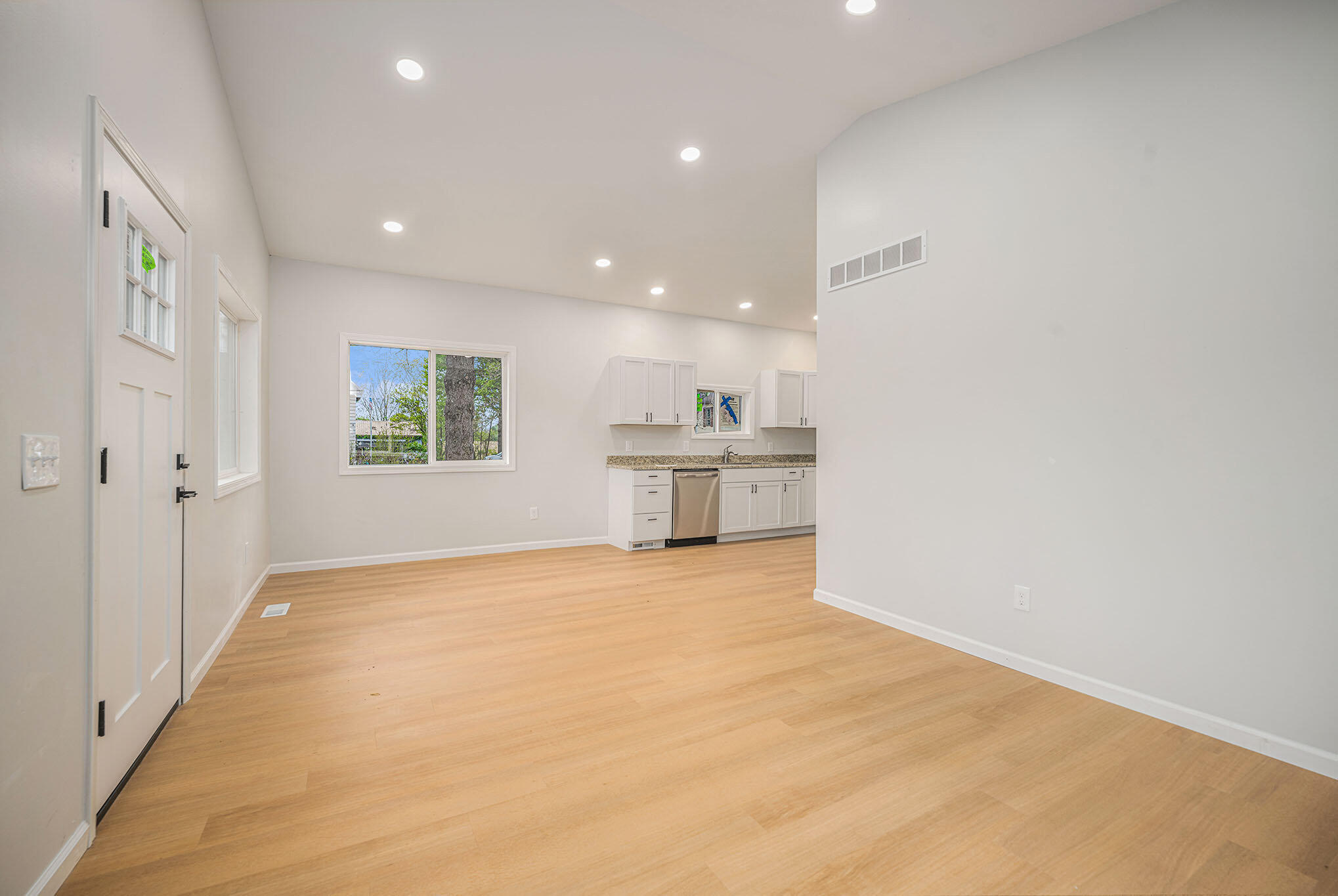 Gobles City Van Buren, Michigan 49055, United States, 3 Bedrooms Bedrooms, ,2 BathroomsBathrooms,Residential,Active,132180