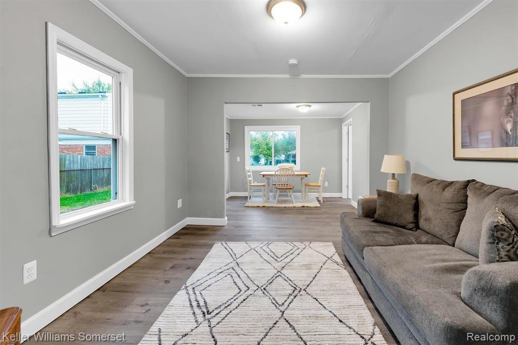22937 Detour Street
