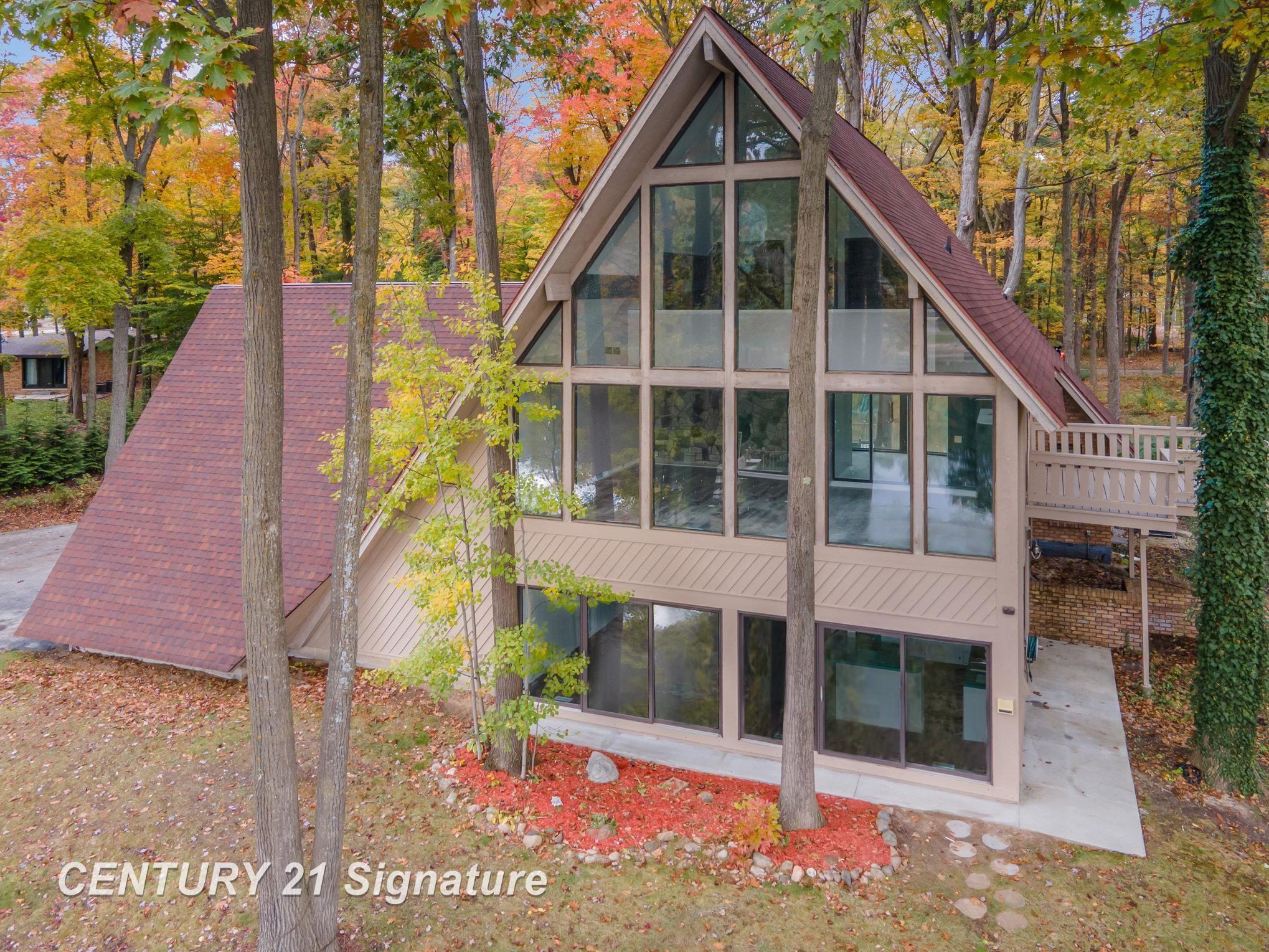 10363 Lakewood Drive