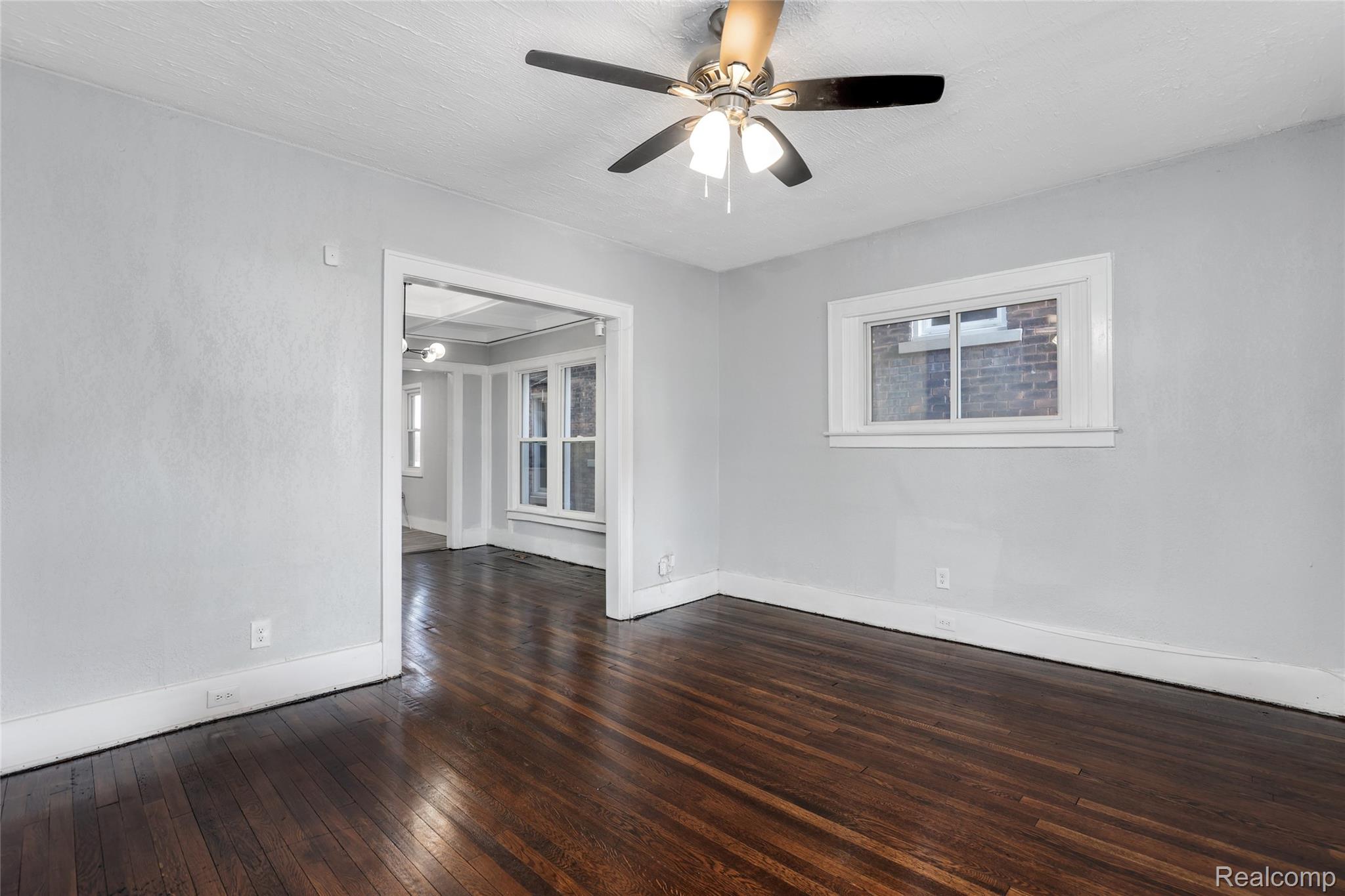 7627 Woodrow Wilson Street