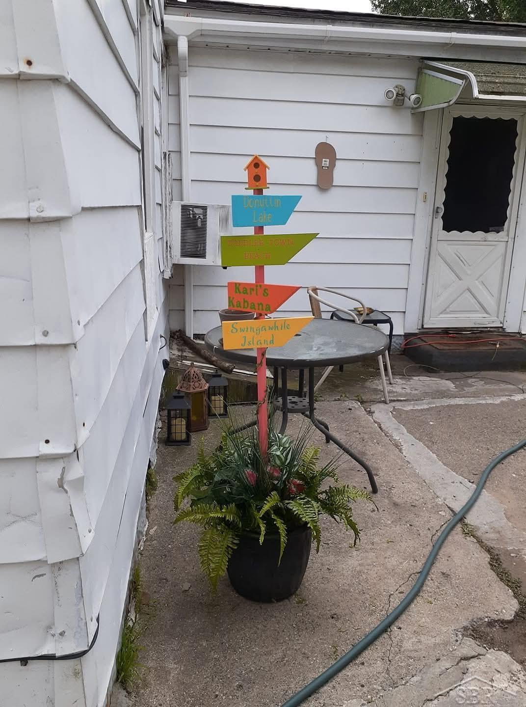 3384 N Euclid Avenue