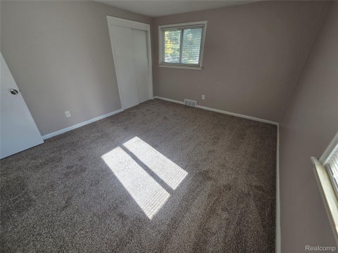 Tiny photo for 21861 Coolidge Highway, Oak Park City, MI 48237 (MLS # 20261083116)