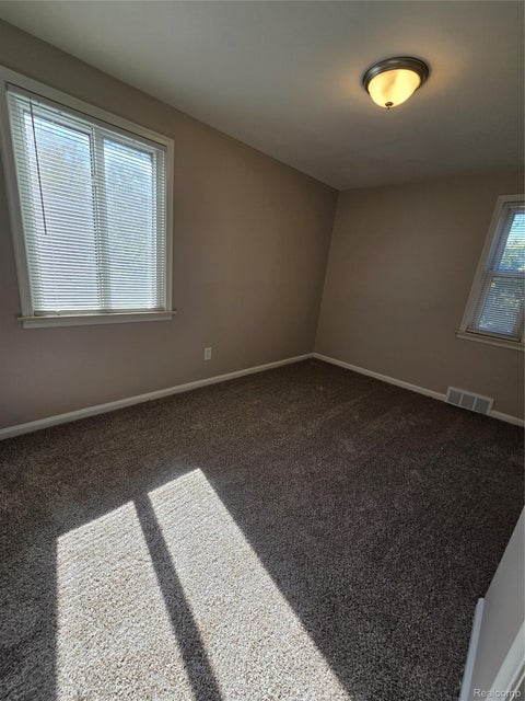 Tiny photo for 21861 Coolidge Highway, Oak Park City, MI 48237 (MLS # 20261083116)
