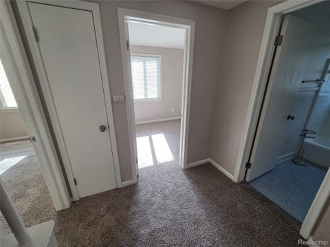 Tiny photo for 21861 Coolidge Highway, Oak Park City, MI 48237 (MLS # 20261083116)