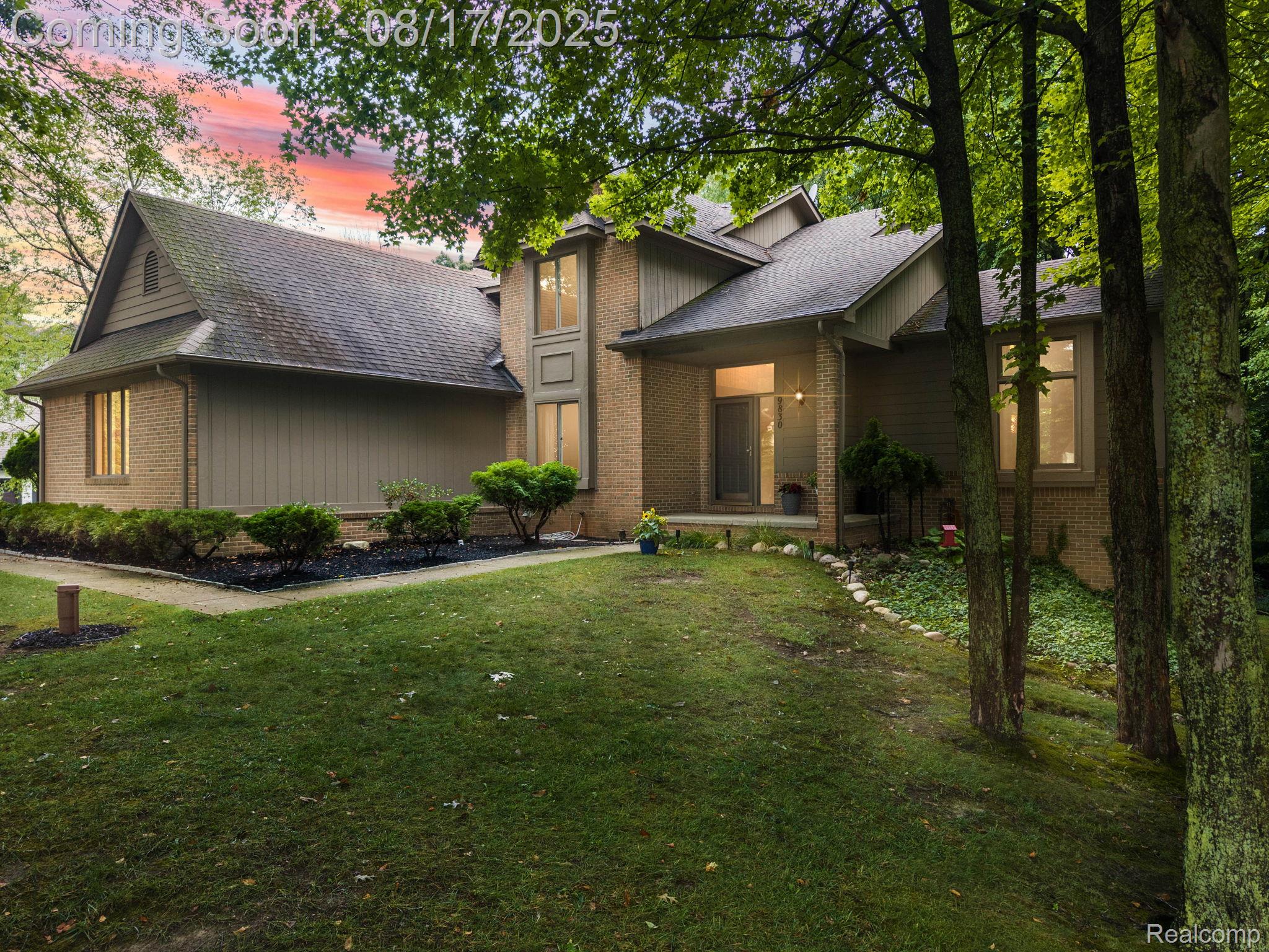 9830 Oak Valley Drive