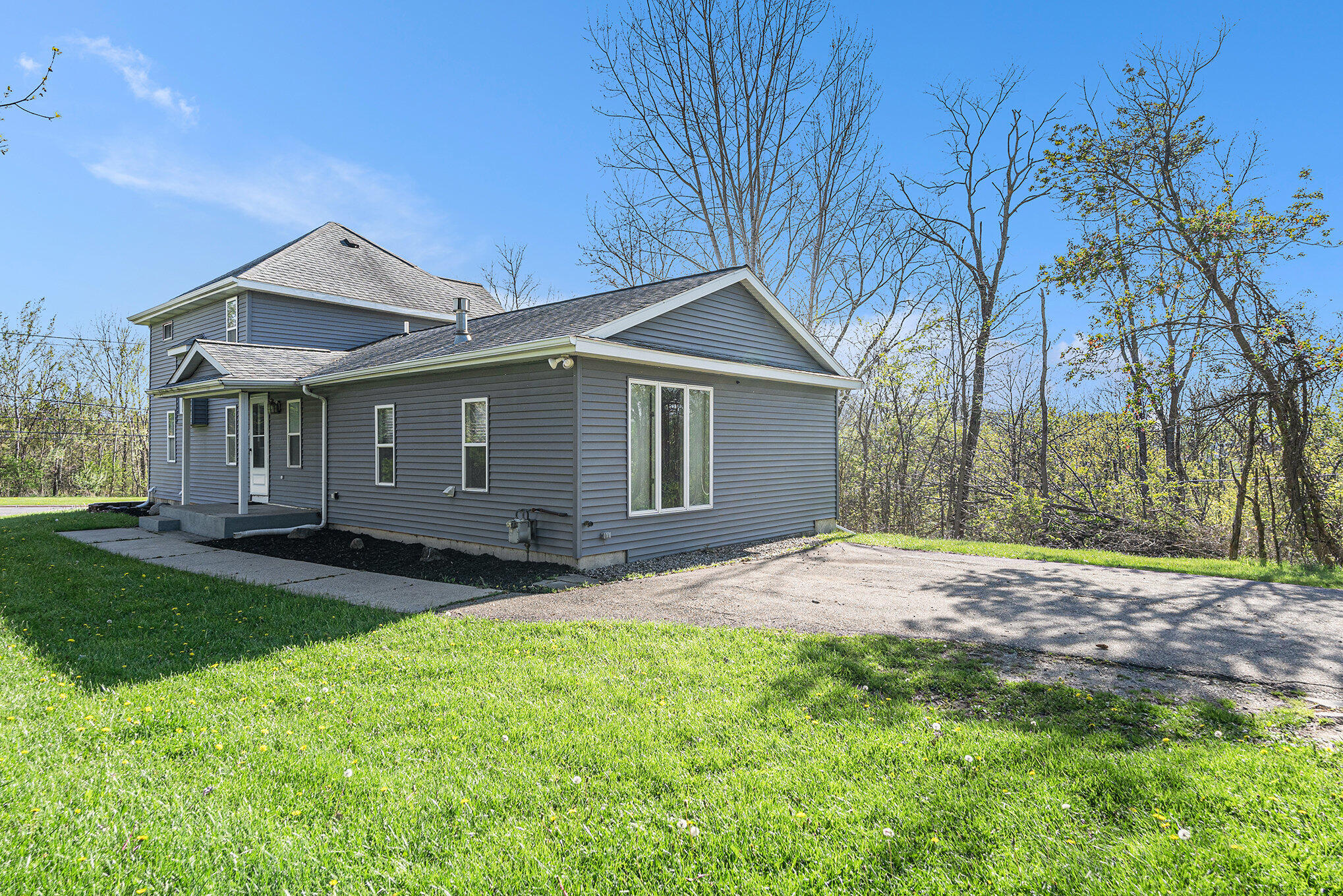 5177 Breezefield SE