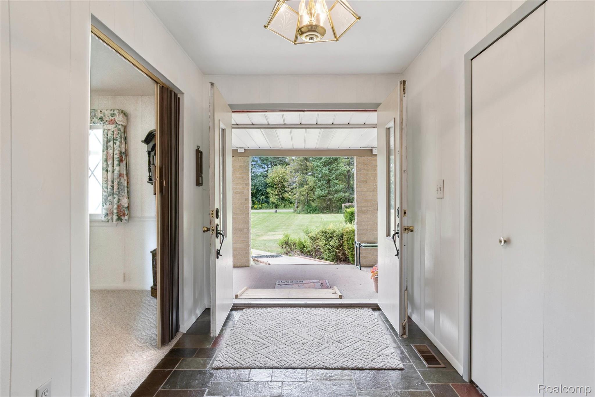 7670 7 Mile Road