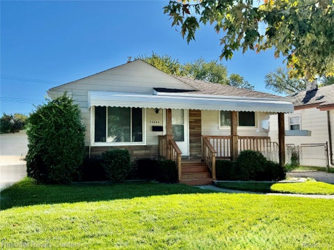 Photo for 24884 Hayes Avenue