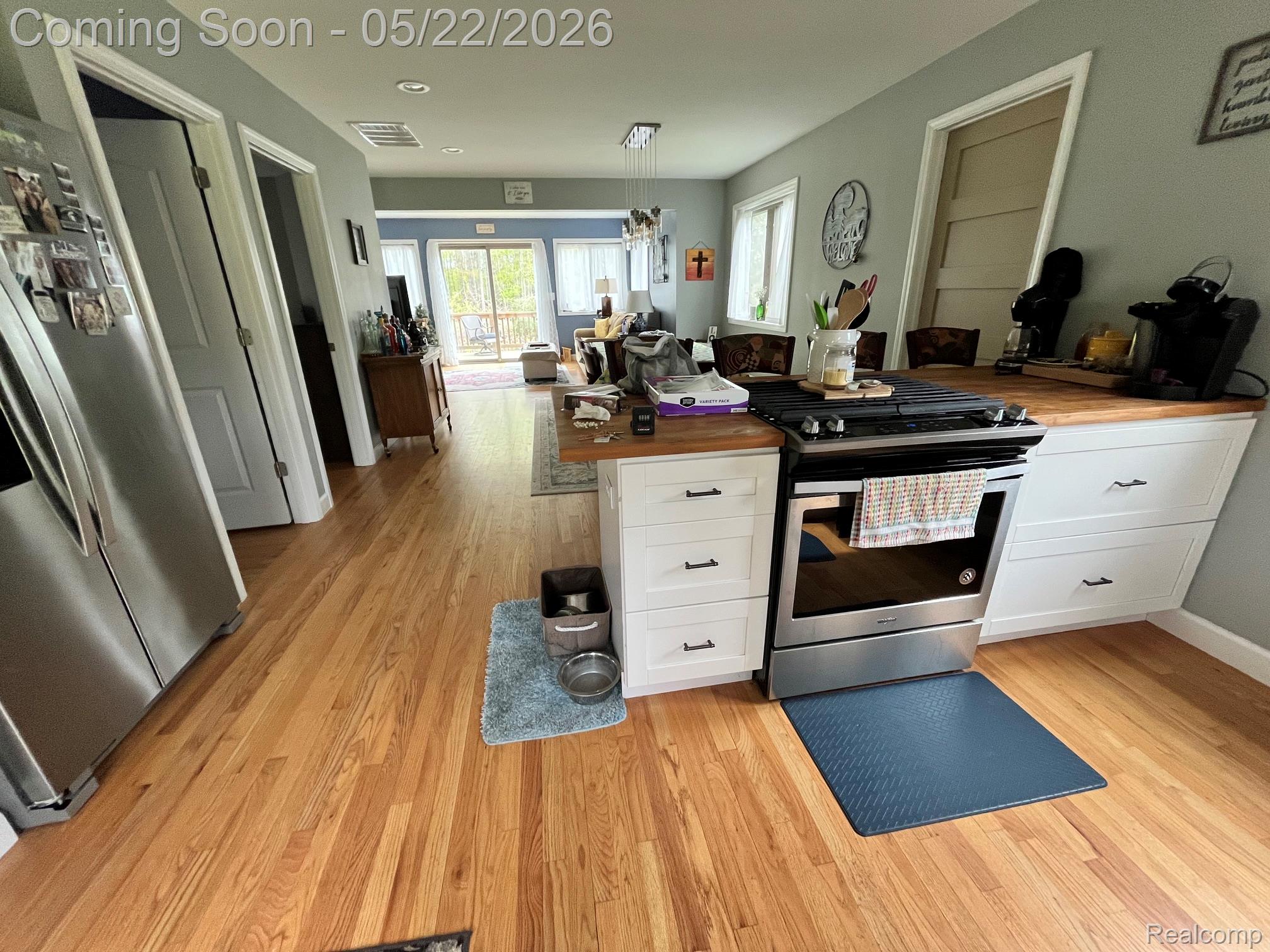 5036 Woodland Lane