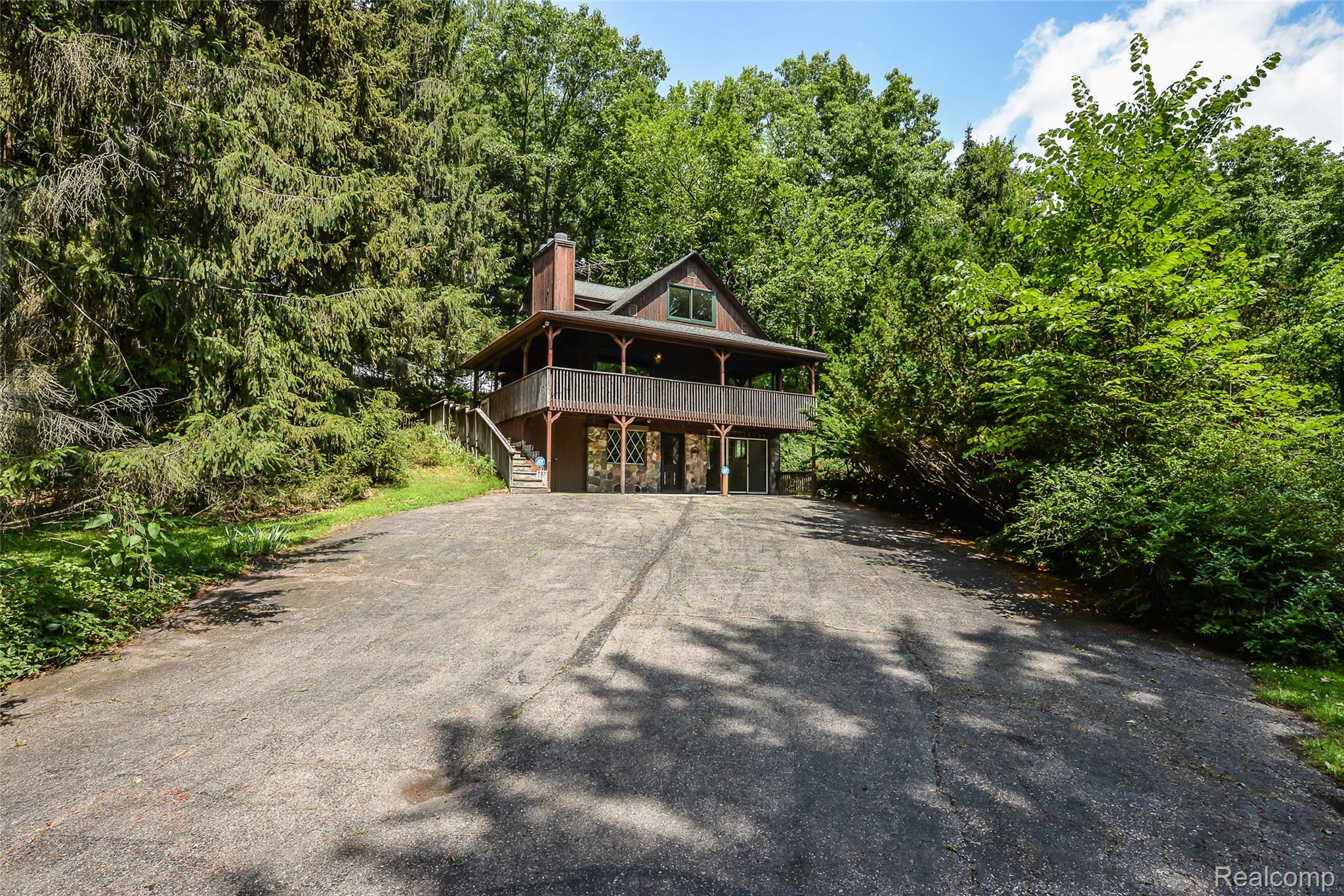 17750 DEXTER Trail