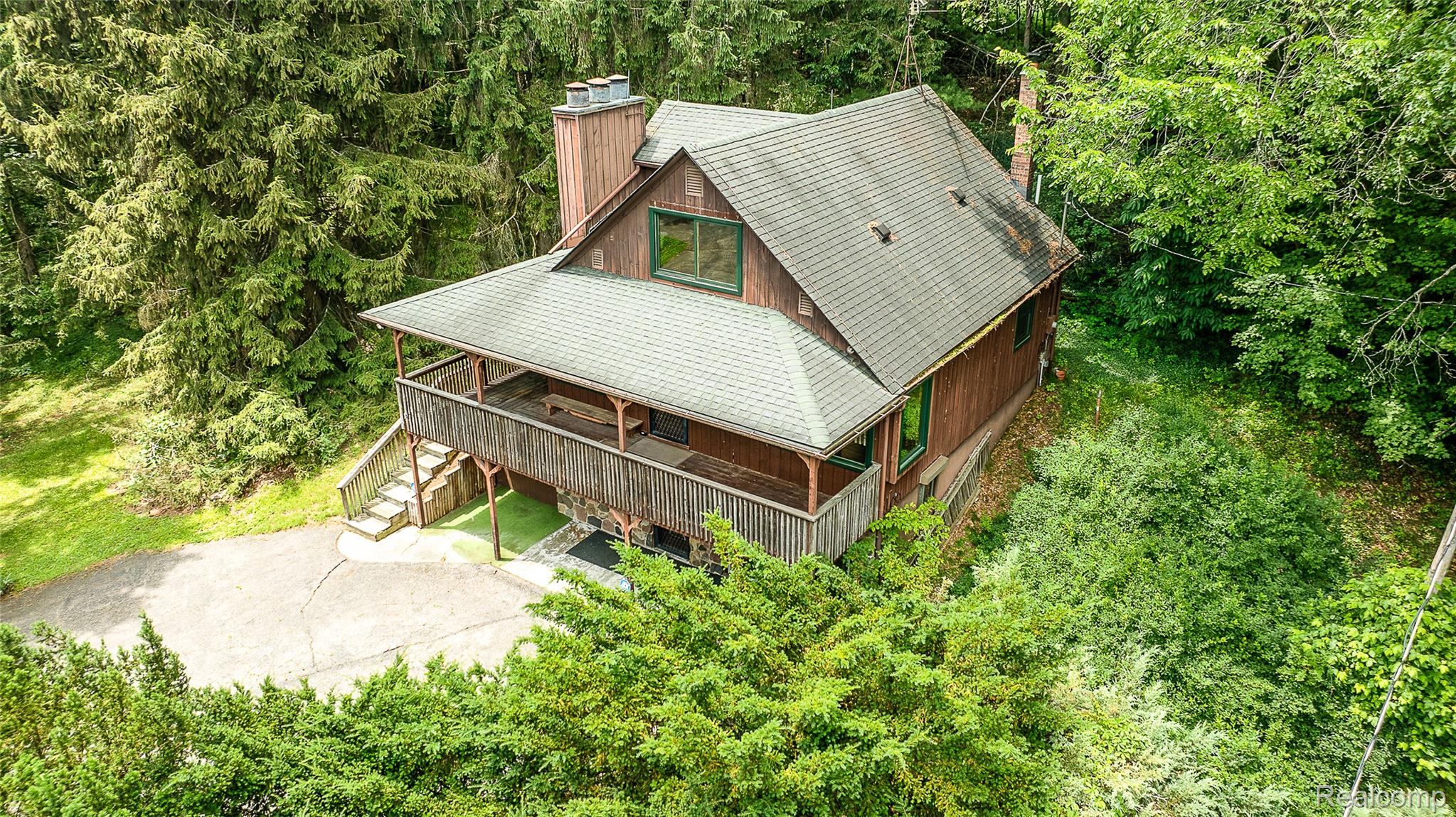 17750 DEXTER Trail
