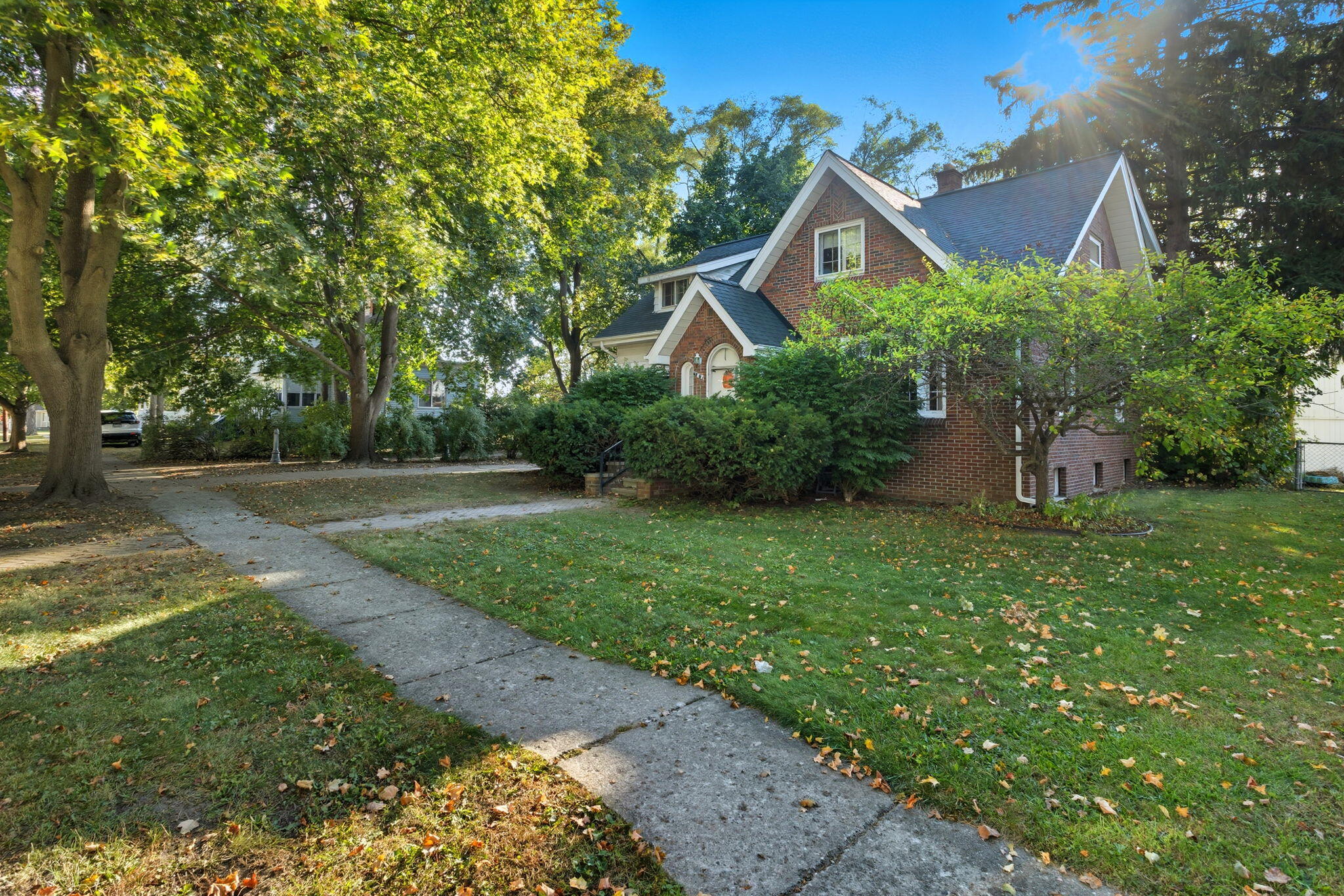 69067 N Forest Avenue