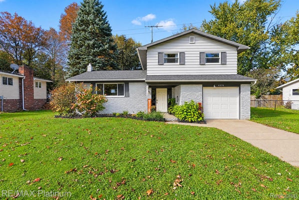 4376 DIXON DR, SWARTZ CREEK, MI 48473 - Image ba2ece174c5bf9eca3ae045f6ad44e8e/3601763058