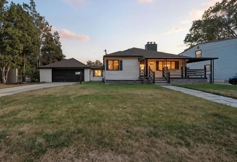 2010 Kalama Avenue Royal Oak City MI 48067