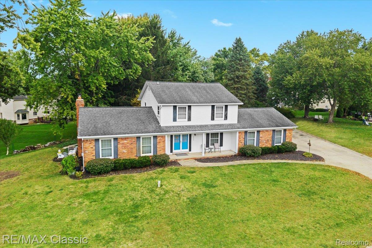 4815 Ravinewood Drive