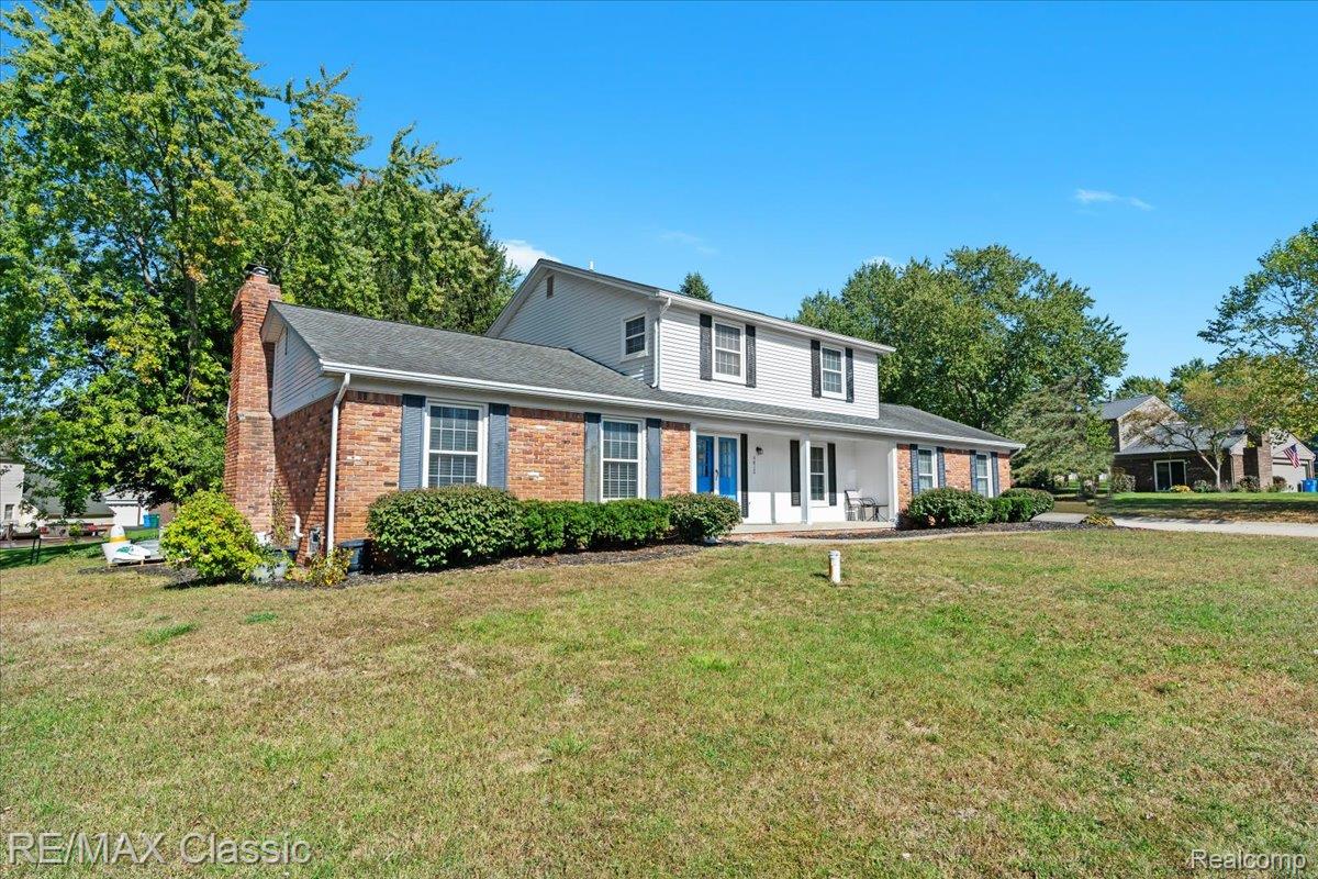 4815 Ravinewood Drive