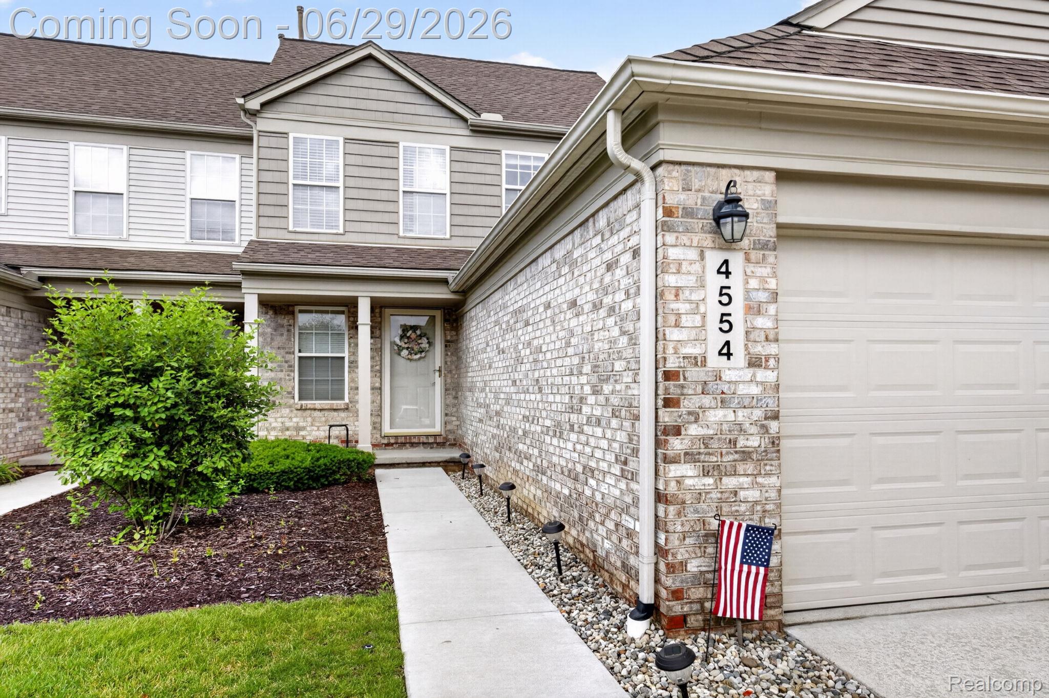 4554 Hunters Circle E
