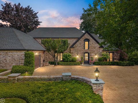54 Belle Meade Street Village Of Grosse Pointe Shores City MI 48236